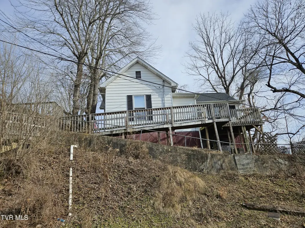 204 High Ave