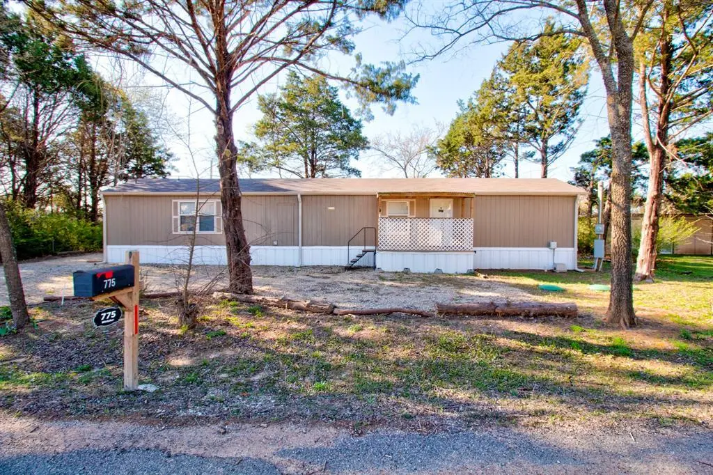 775 Whitaker Cir
