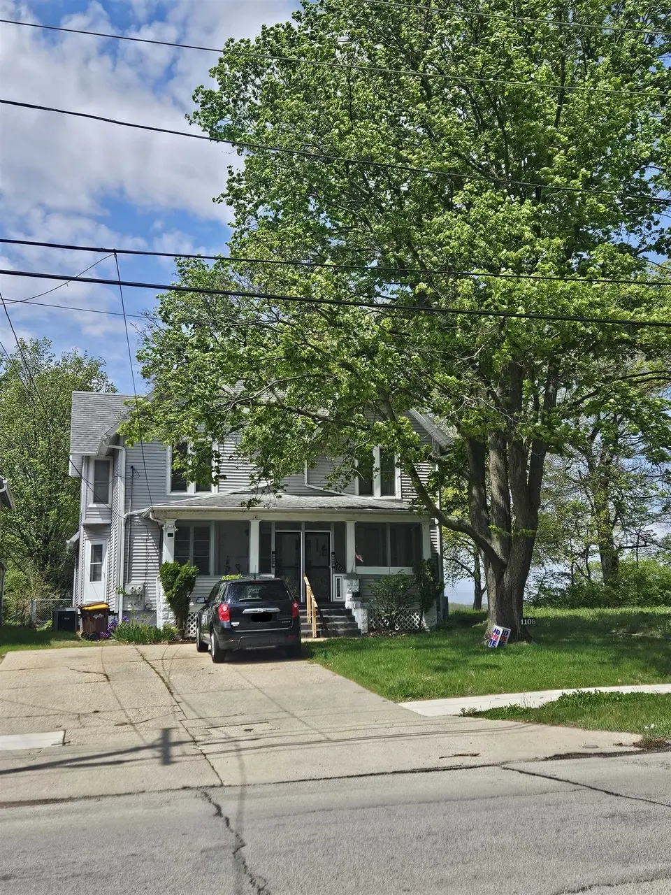 1108 N Rockton Ave