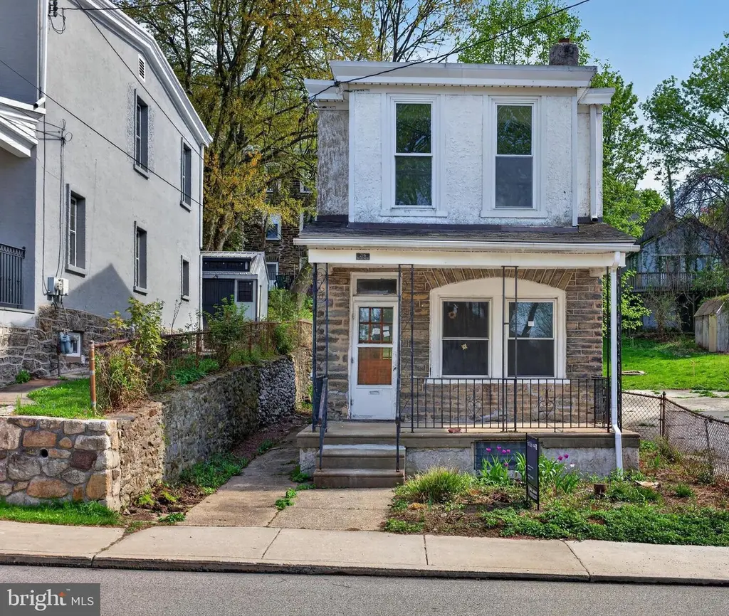 216 Jefferson St