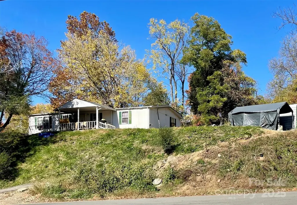 131 Lookout Rd