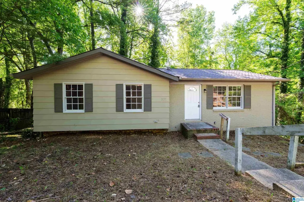 321 E Haven Dr