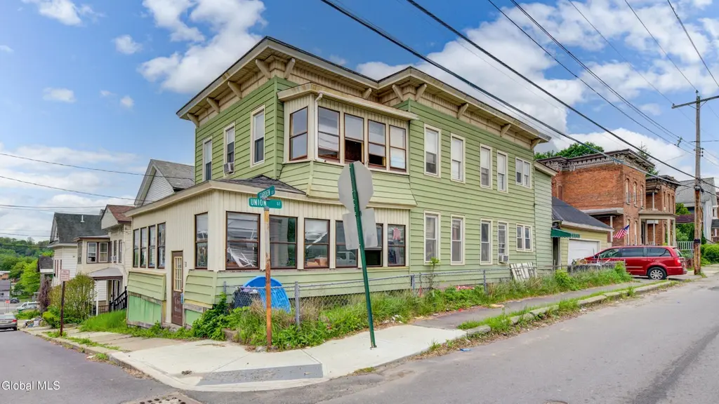 20 Garden St