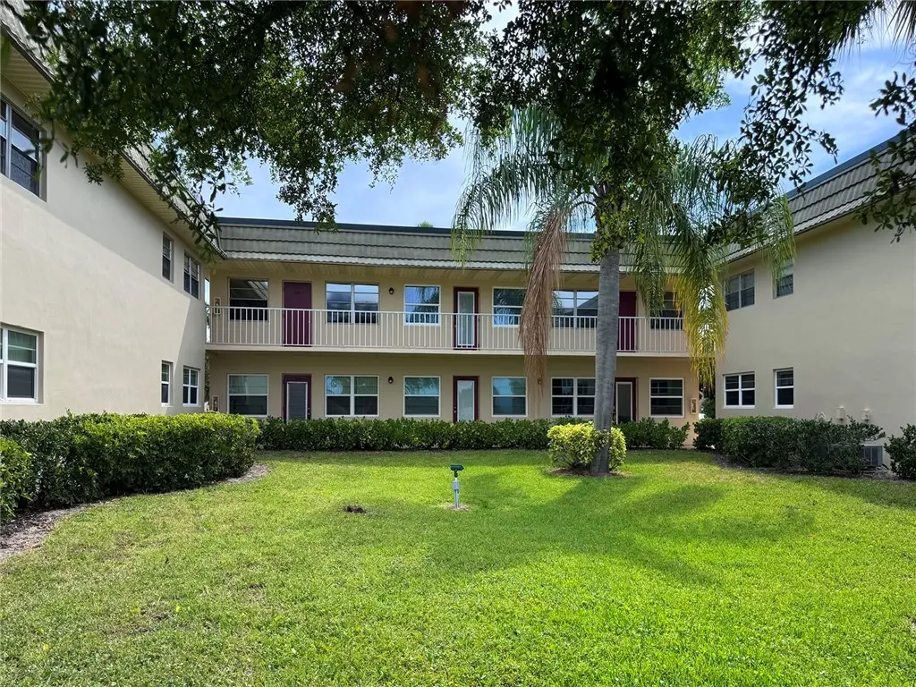 22 Vista Gardens Trl #204
