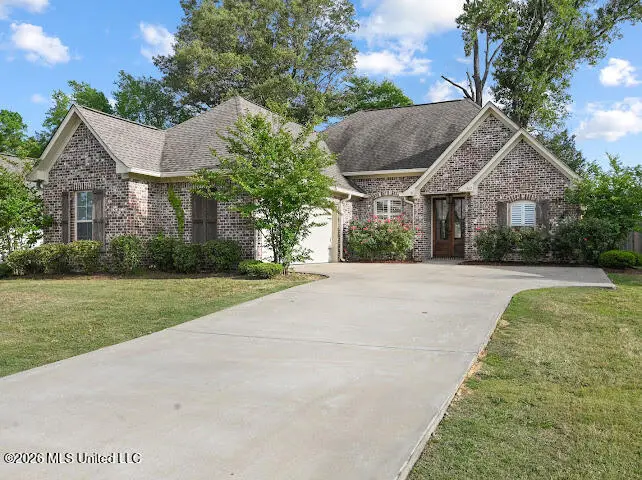 162 Sweetbriar Cir