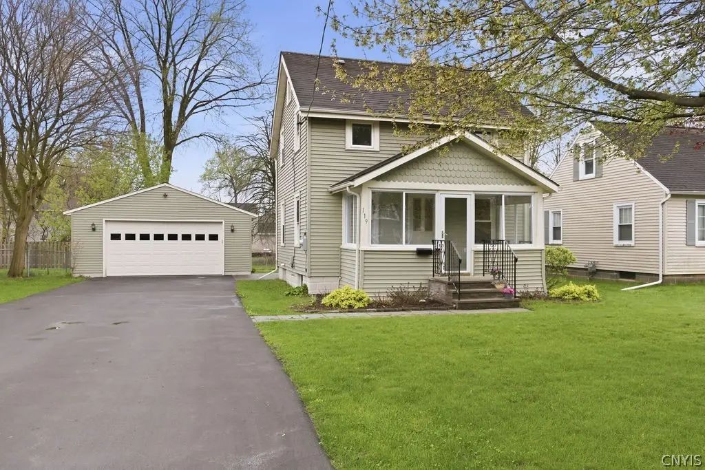 119 Shaver Ave