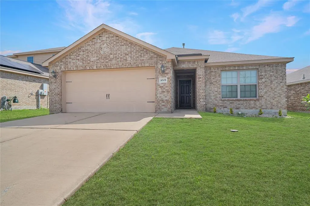4505 Mares Tail Dr