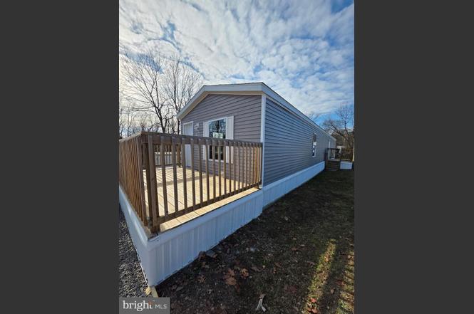 20 South Kenny Dr