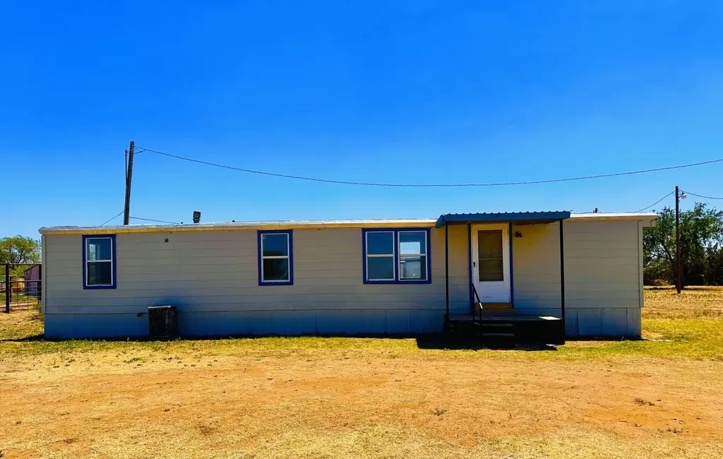 201 W Noble St