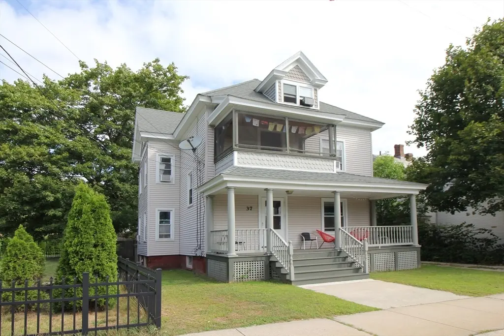 37 Finn St