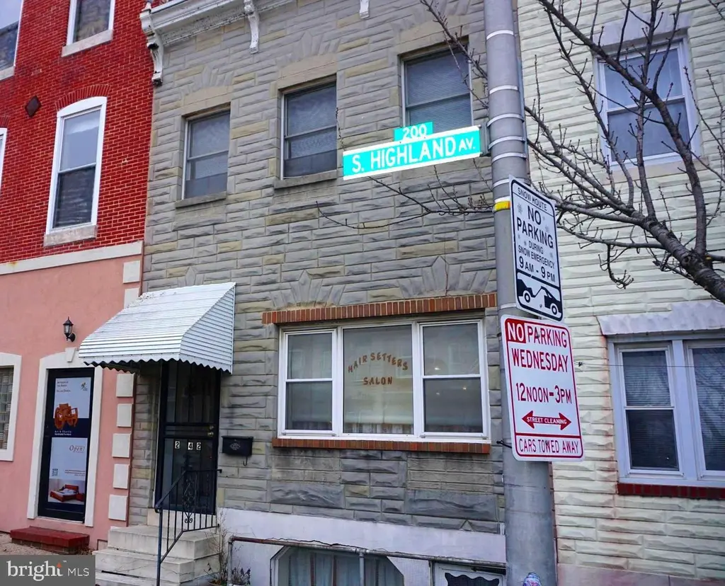242 S Highland Ave