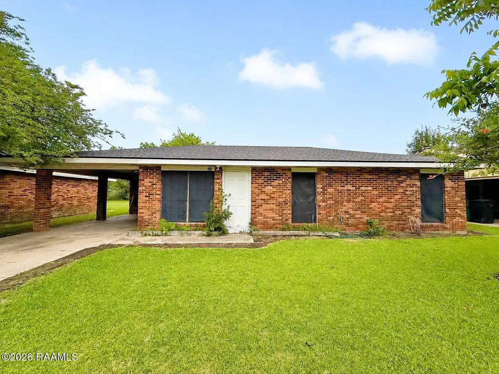 2508 Brenda Dr