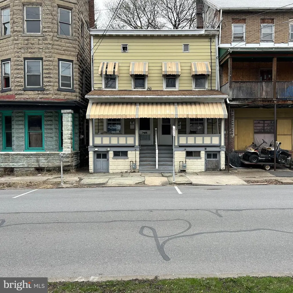 45-47 S Market St