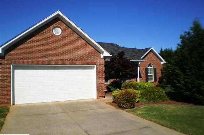 298 Glen Crest Dr