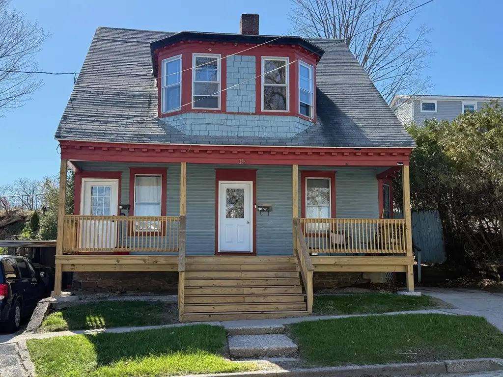 11 Howard Ave