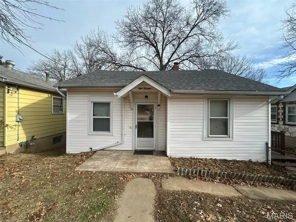 814 Elsworth Pl