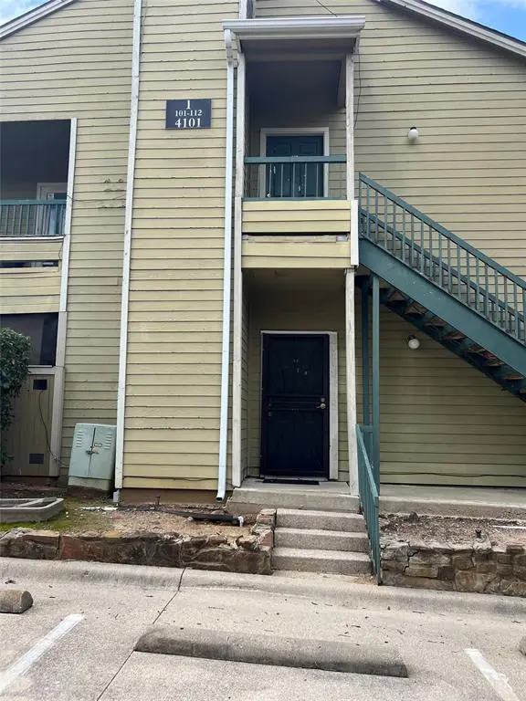 4101 Esters Rd #111