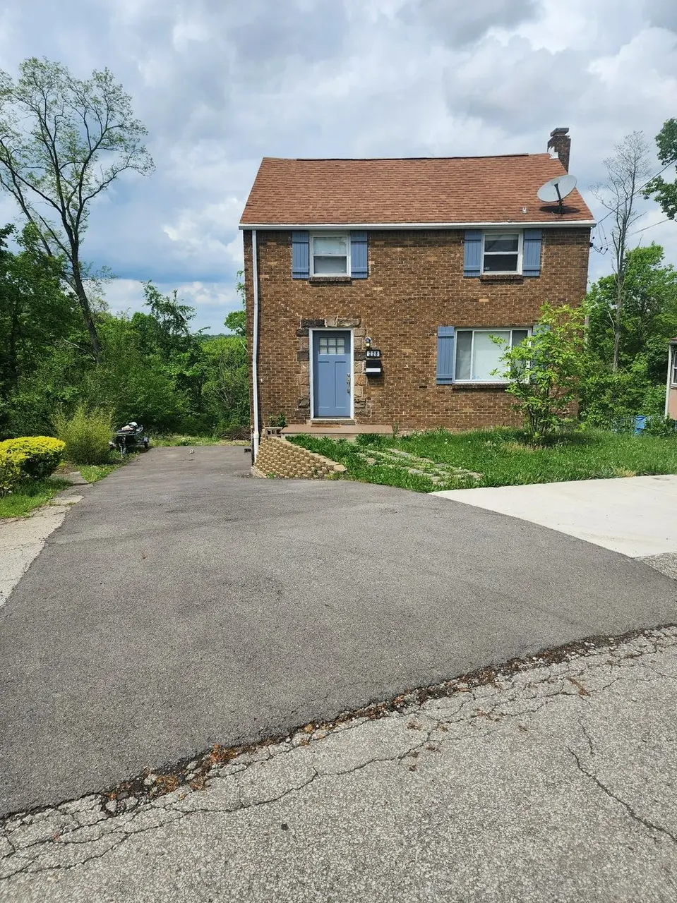 228 Johnston Rd