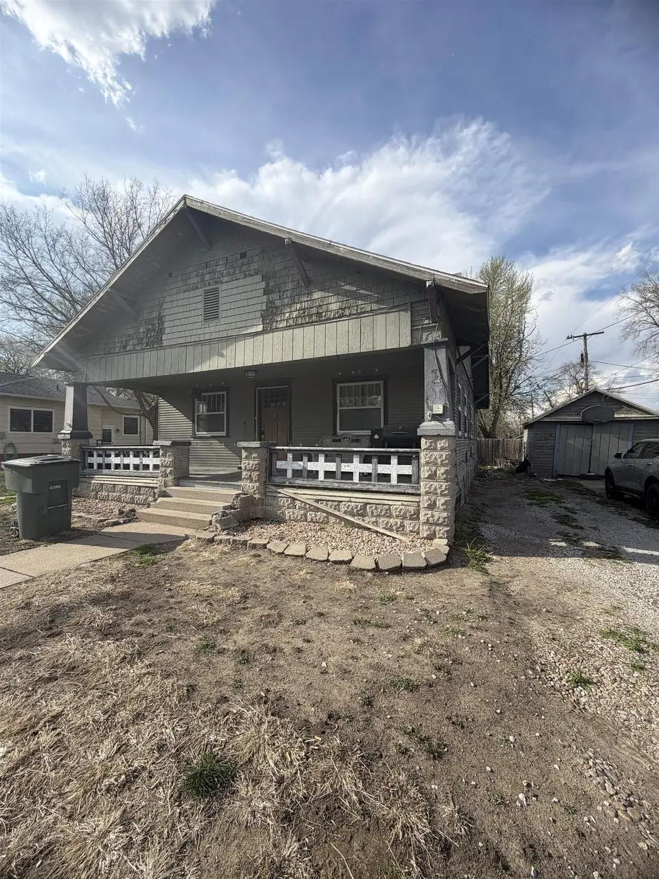 314 W 12th St