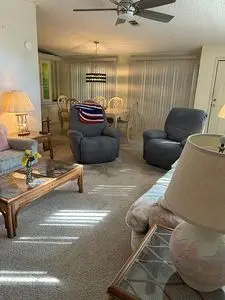 10913 Whispering Oaks Cir