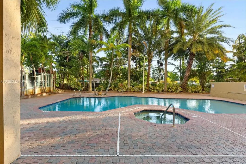 3500 Coral Way #1112