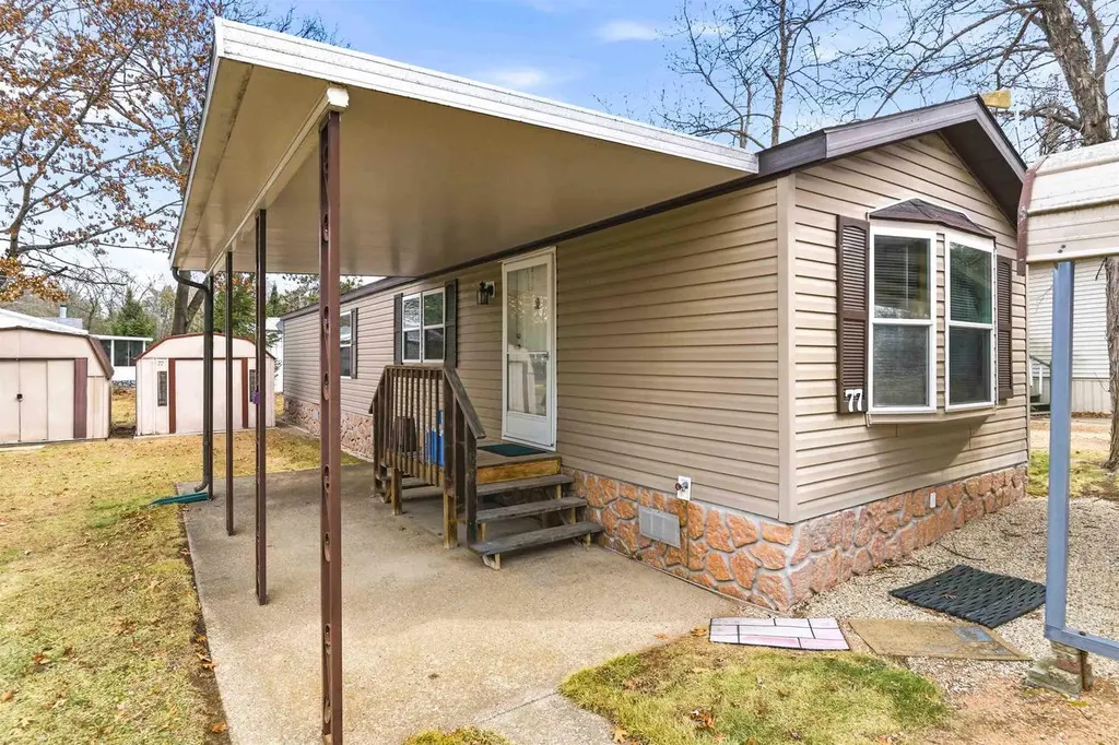 1870 County F Rd #77