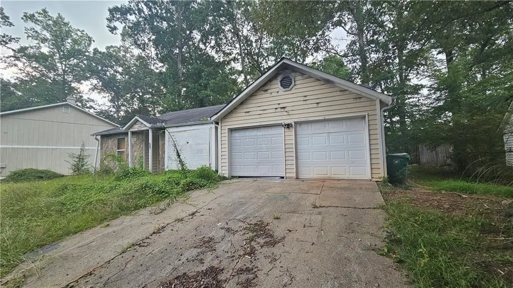 854 Greenhedge Dr