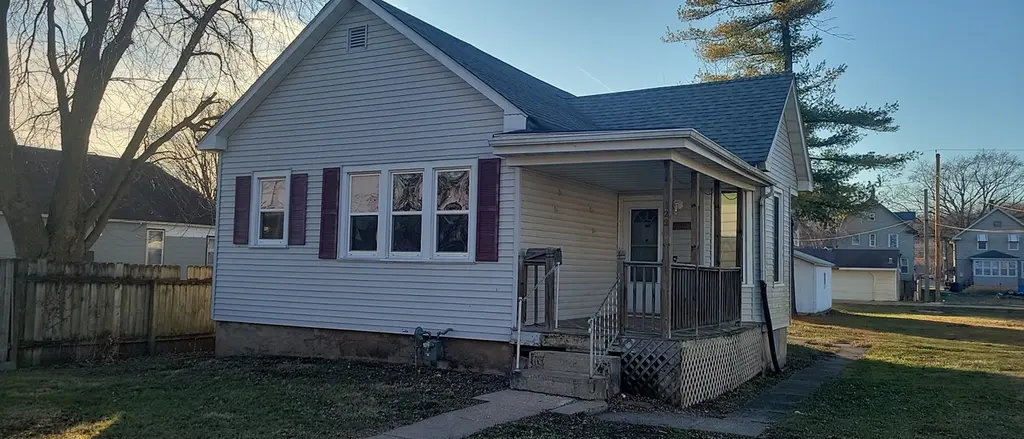 122 Fayette St