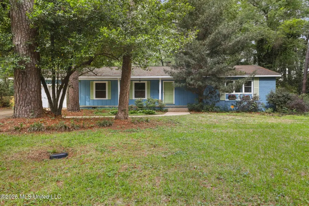 5445 Pine Lane Dr