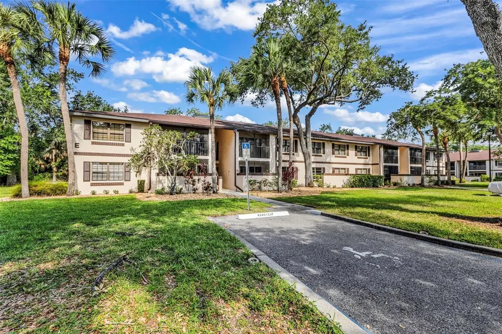19505 Quesada Ave Unit E105