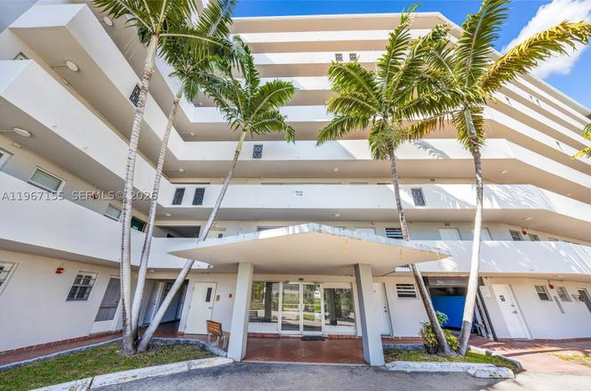 1750 NE 191st St Unit 326-4