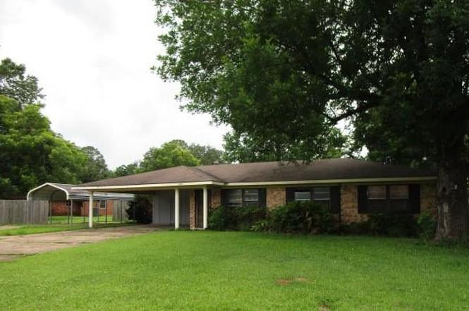 5404 Dixie Ln