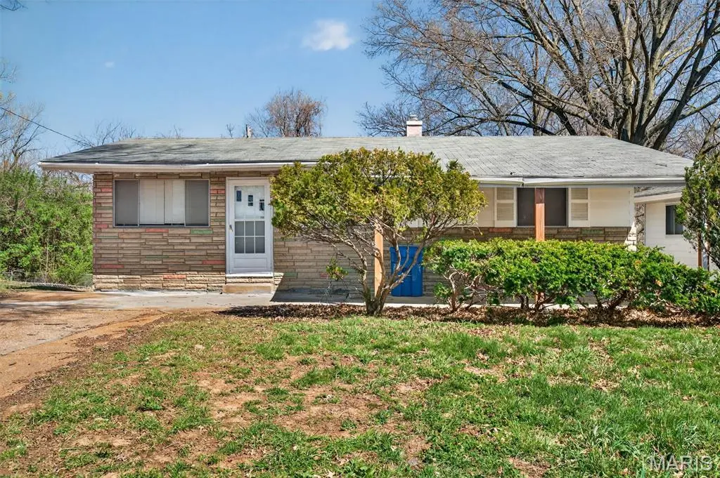 739 Shepley Dr