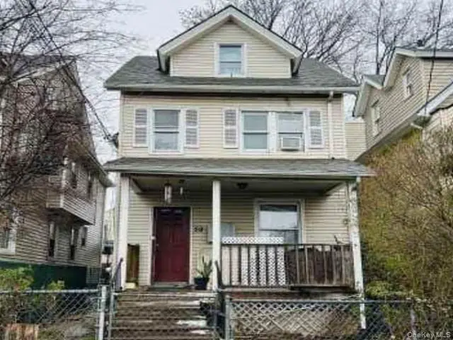 59 Crescent Ave