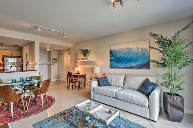2280 SW 32nd Ave #509
