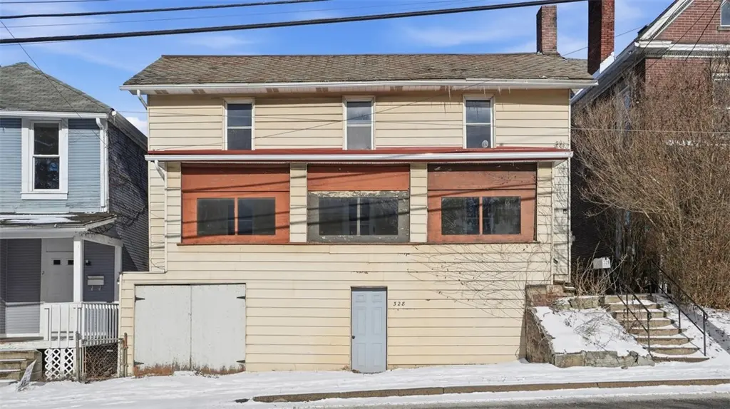 328 W New Castle