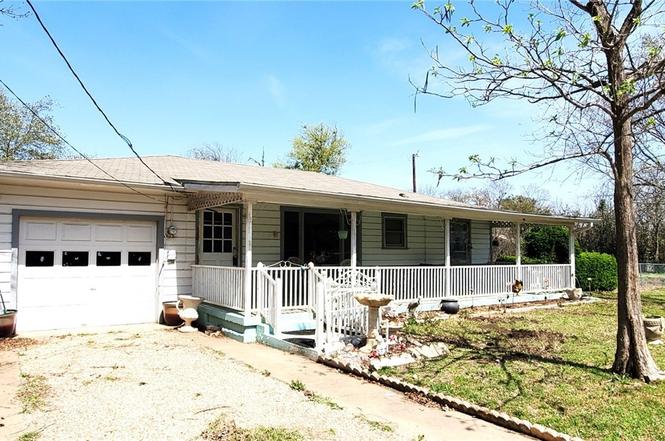 112 College Ave