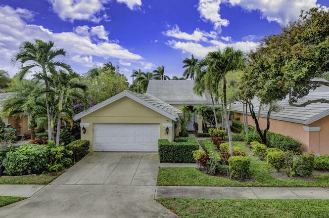 2347 Saratoga Bay Dr