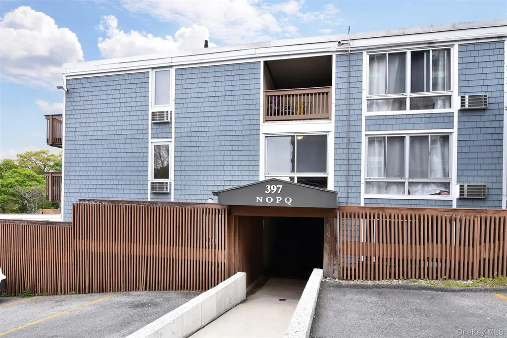 397 N Broadway Unit 1Q