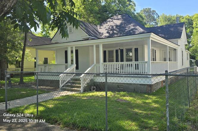 606 W Suwanee St
