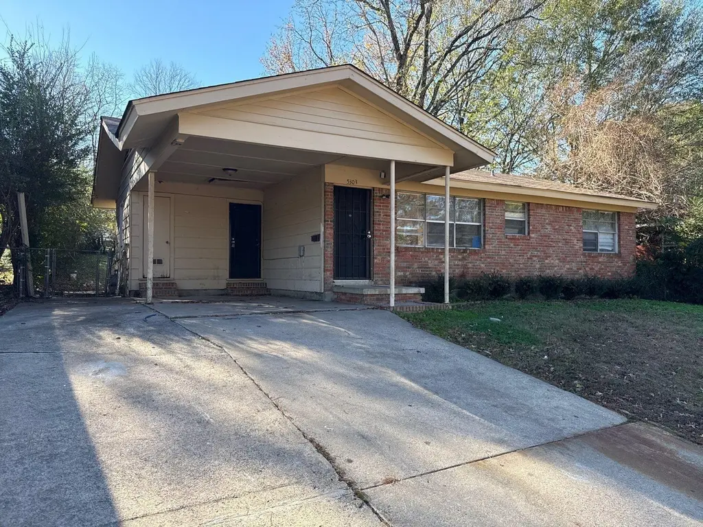 5303 Westminister Dr