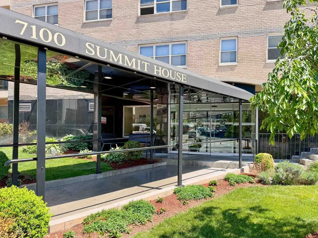 7100 BLVD E Unit 12C
