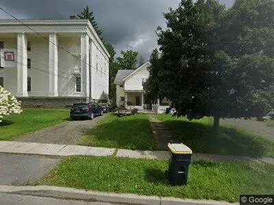 18 Institute St
