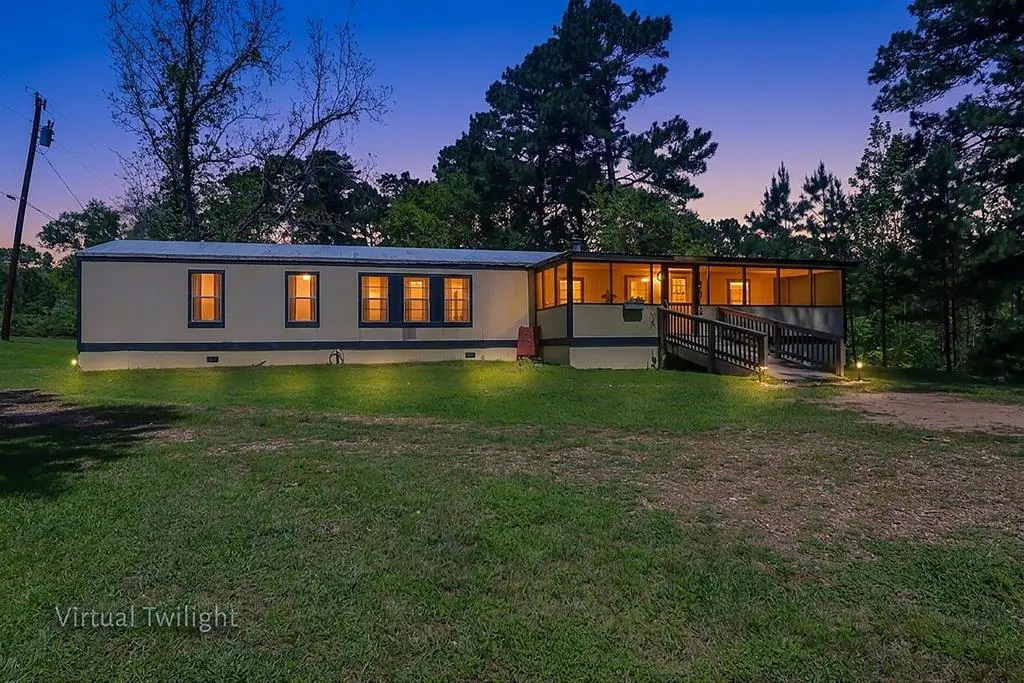 3013 Old Woodville Rd