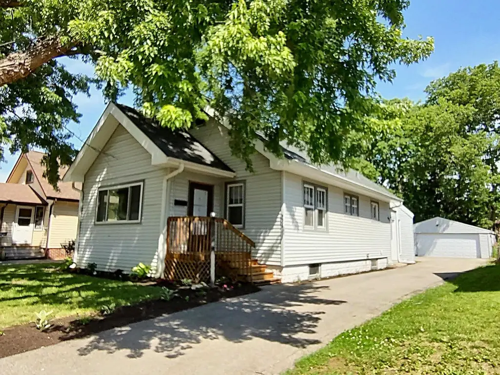 604 Frances Ave