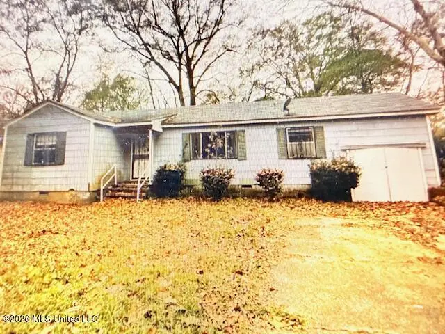 616 W Hillsdale Dr