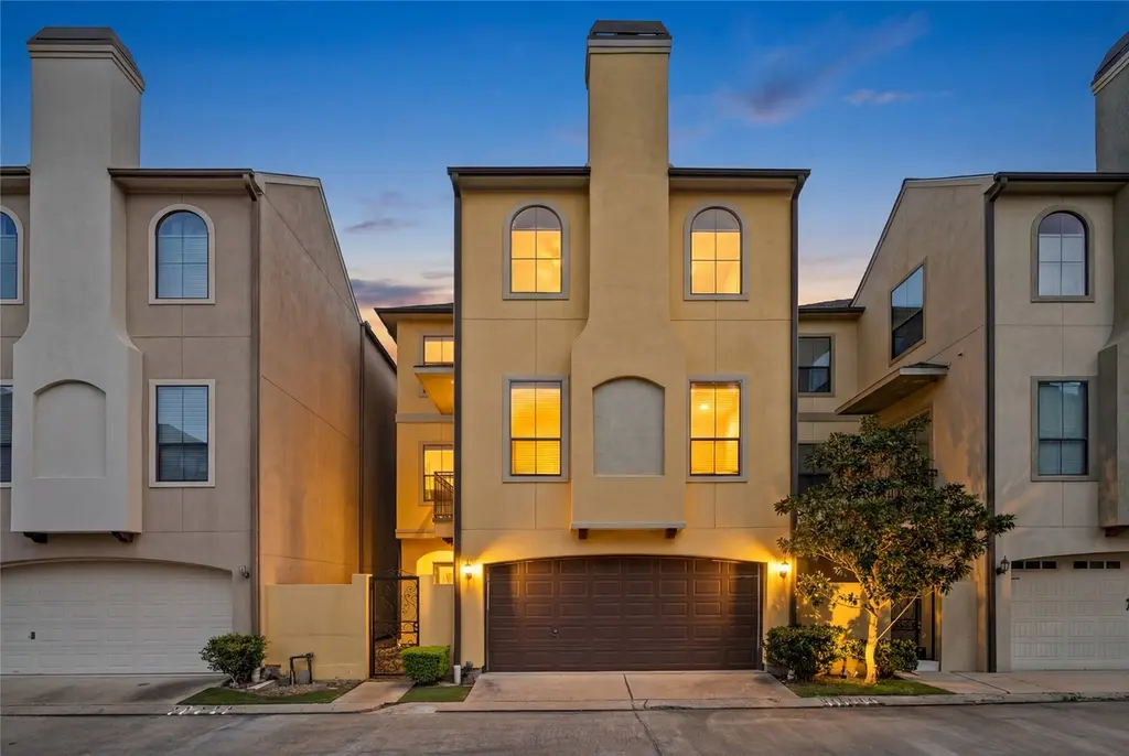 3022 Orchard Ct