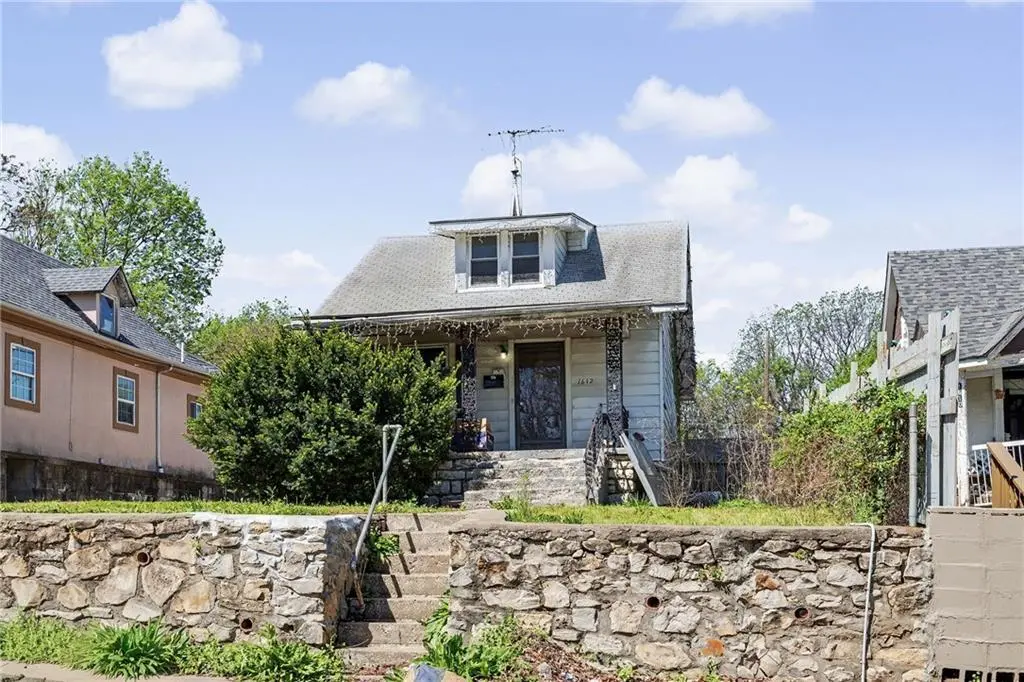 1612 Topping Ave