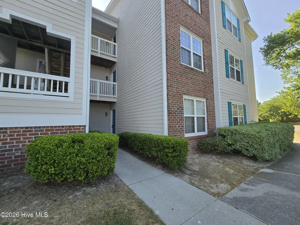 802 Bryce Ct Unit D