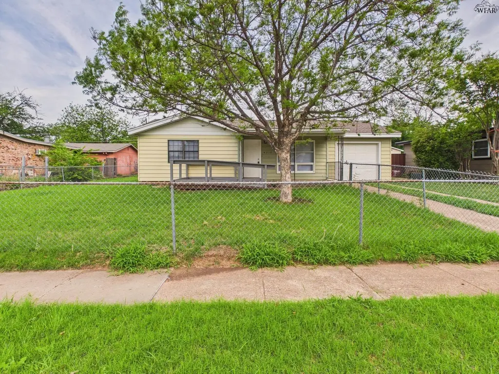 4318 Barnett Dr